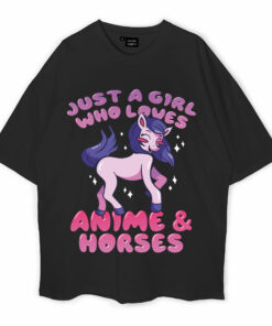 Izzy Moonbow Oversized T-Shirt