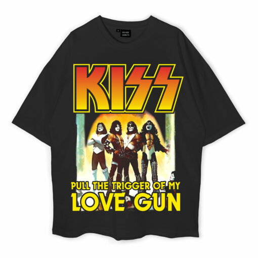 Kiss Oversized T-Shirt