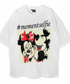 Mickey And Minnie Love Oversized T-Shirt