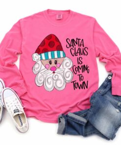 Santa Claus Is Coming To Town Pink Christmas Tees  Cute Mommy and Me – Family Christmas Shirts
