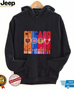 Skyline Chicago sports Bears Cubs Blackhawks Bulls logo shirt